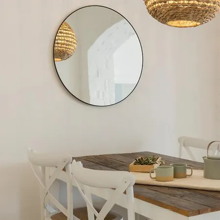 Дом отдыха Walk To - 2br House - Piperi *